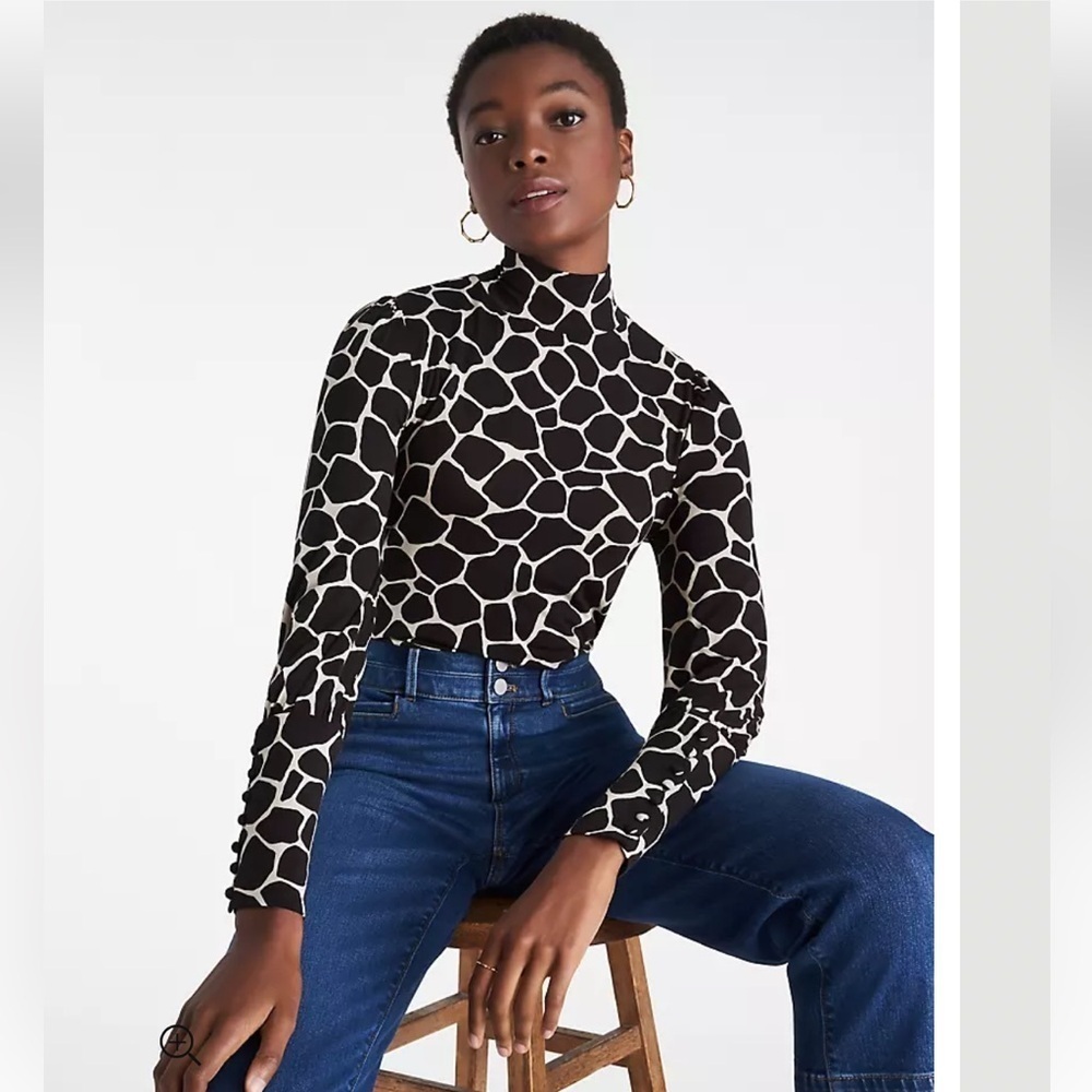 ANN TAYLOR Mock Neck Top with Button Cuff Detail Size Petite Small